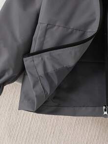 Genkimix Kids 年轻男孩休闲简约拼布口袋连帽风衣，宽松舒适夹克，适合春秋季日常穿着、旅行、派对、拍照 - 深灰色 - 查看 3