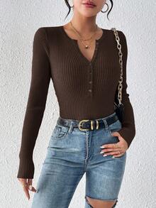 SHEIN Essnce Suéter con botones delanteros de media altura de punto acanalado, parte superior de manga larga para otoño/invierno - Café integral - Ver 5