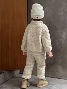 2 件套年轻男孩毛绒服装，浅米色毛绒运动衫，半拉链领，配套毛绒慢跑裤，柔软可爱风格，适合休闲穿着，秋冬 - 米色 - 查看 2