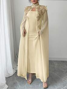 SHEIN Tall CURVE Bộ 2 món trang trí hoa đính đá cỡ lớn cho nữ, cổ đứng, tay dài, áo khoác và váy thanh lịch - Màu be - Xem 3