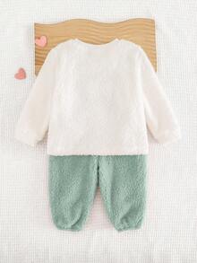 Cozy Pixies 2pcs Baby Girl Heart Pattern Thermal Lined Crew Neck Long Sleeve Sweatshirt And Jogger Pants Set Baby Girl Warm Sets Baby Winter Clothes Sets Baby Cat Outfit Baby Casual Sets Baby Cartoon Clothes - Green - View 2