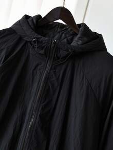 SHEIN CURVE+ Ropa de talla grande/Estilo campus/Ropa de vuelta al colegio/Chaqueta suelta de algodón con capucha y cremallera completa para mujer talla grande de excursionismo al aire libre, chaqueta acolchada, con bolsillos, negra, ropa de mujer de otoño - Negro - Ver 6