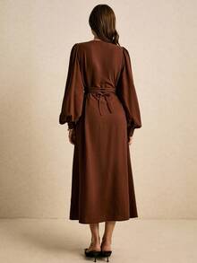 Poéselle 女式纯色V领泡泡袖前扣优雅中长连衣裙 - 棕色 - 查看 6
