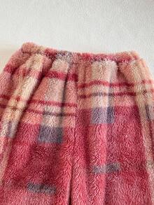 SHEIN 2 Stücke/Set Elegante minimalistische Weihnachts-Hirsch-Buchstaben karierte Stickerei Langarm-Top und kuschelige karierte Hose Lässig bequeme Pyjamas für Teenager-Mädchen