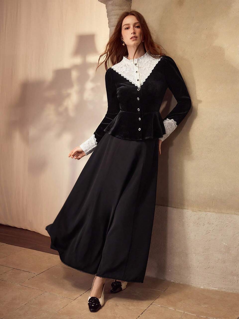 VELVET CONTRAST LACE BLOUSE