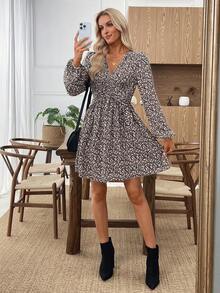 EMERY ROSE 女式随机印花深V领长袖短款连衣裙 - 黑色 - 查看 5