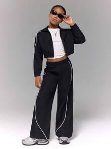 بنطلون فضفاض + جاكيت قصير ياقة عالية بتصميم أبيض وأسود متباين، مناسب للفتيات المراهقات للاستخدام اليومي في المدرسة والرياضة والشارع في فصلي الخريف والشتاء - الأسود - مشاهدة 1