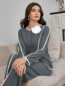 Modelyn 2 件套女式撞色饰边 3D 花卉装饰简约上衣和裤子套装 2 件套 - 灰色 - 查看 3