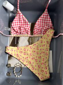 Swim Mod 新款女式夏季两件套随机花卉格子印花三角吊带比基尼上衣和下装套装，海滩度假泳装 - 彩色 - 查看 5