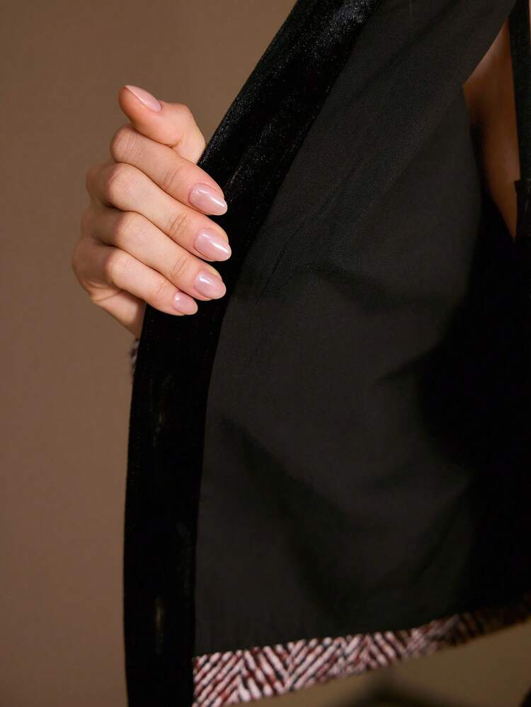 TWEED CONTRAST TRIM SHORT COAT, AUTUMN/WINTER