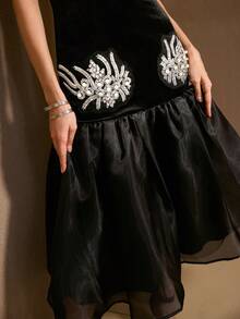 MOTF PREMIUM WOMEN'S VELVET SLEEVELESS PATCHWORK MERMAID HEM CHIC DRESS, AUTUMN/WINTER - Black - View 2