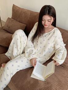 Dazy Plus 两件套加大码时尚蝴蝶结印花宽松休闲睡衣套装，适合室内外穿着，春秋季、秋冬季服装 - 白色 - 查看 6