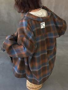 FRIFUL 女式绿色格子面料背面撞色编织标签装饰落肩长袖宽松休闲百搭时尚衬衫，秋季 - 棕色 - 查看 4