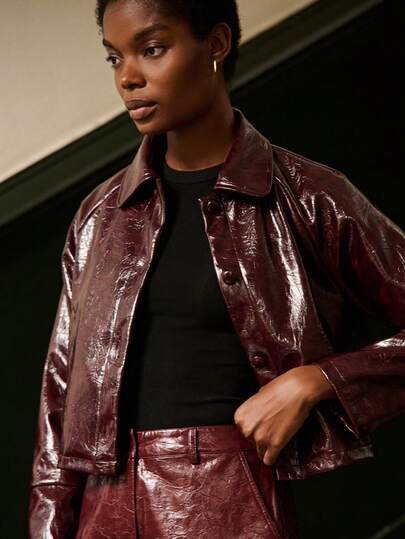 lacRébo Chaqueta corta de piel sintética burdeos con acabado brillante, cuello redondeado y mangas largas, estilo vintage para otoño e invierno