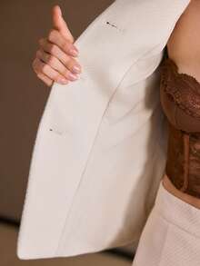 MOTF PREMIUM 纽扣结构大衣和压褶短裤两件套，秋冬 - 杏色 - 查看 6