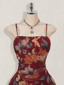 SHEIN ICON 大码女式暑假和返校服装，复古枫叶印花荷叶边连衣裙，适合夏季 - 酒紅色 - 查看 3