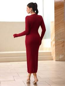 Modelyn Women's Elegant Solid Color V-Neck Flap Pocket Fitted Sweater Dress, Versatile For Autumn/Winter - Burgundy - View 2