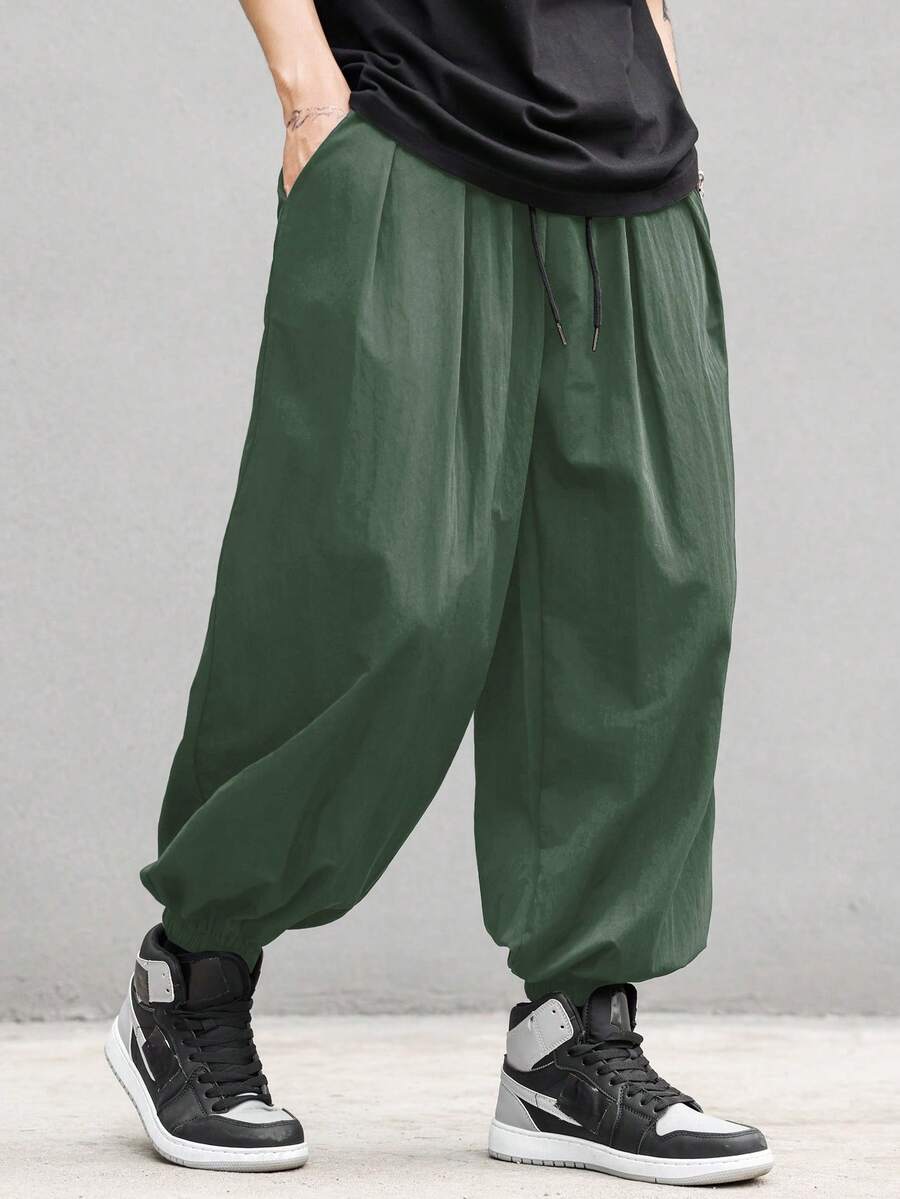 Manfinity EMRG Pantalones casuales de hombre de unicolor con cordón - Verde militar - Ver 1