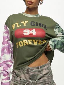 SUMWON WOMEN Fly Girl Forever 94 迷彩长袖图案 T 恤，荷叶边毛边下摆，粗犷军装风街头风格休闲秋冬上衣 - 軍綠色 - 查看 4