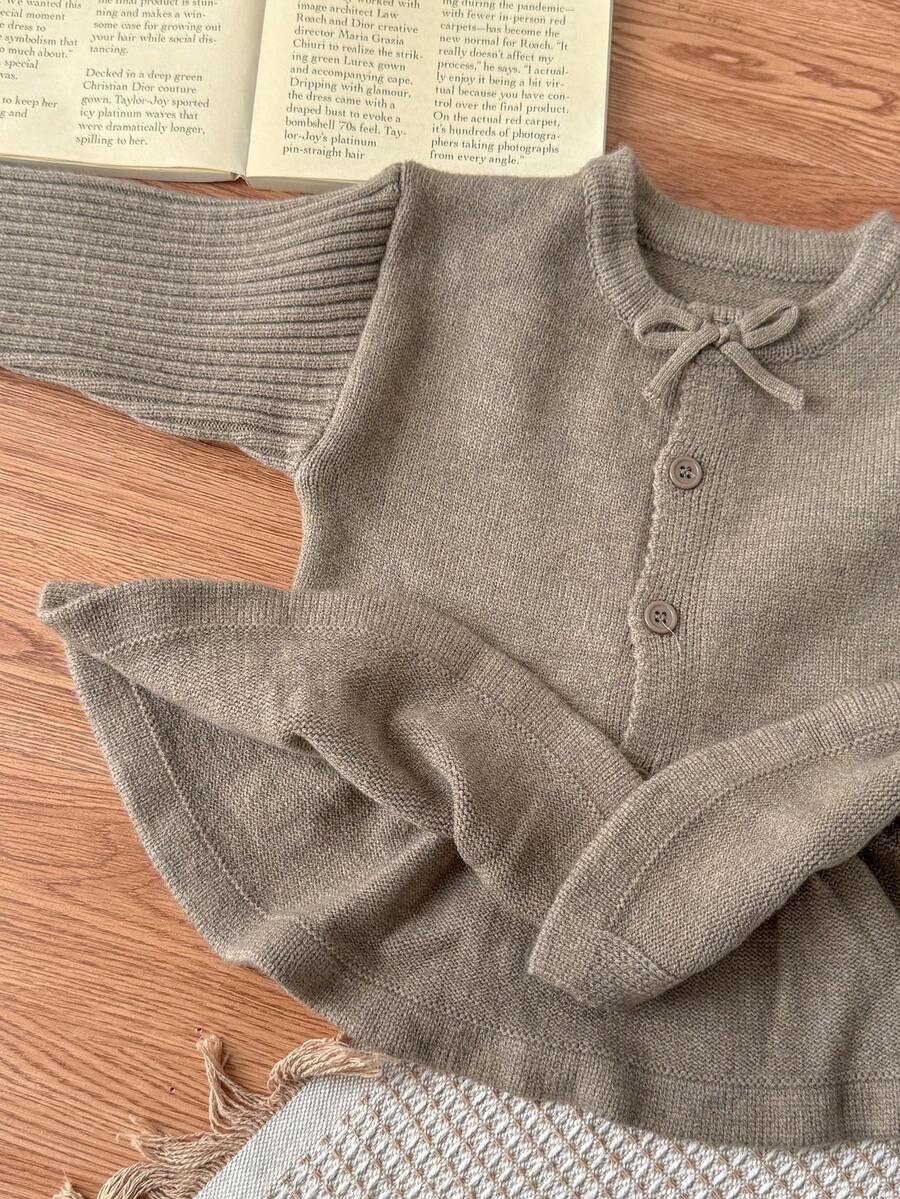 LMoss Kids 年轻女孩休闲日常通勤简约可爱风格纯色蝴蝶结装饰荷叶边下摆纽扣前开衫，秋冬 - 卡其色 - 查看 1