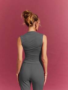 L'Amorae Solid Color Pleated Fitted Casual Fashionable Sleeveless Top - Grey - View 3