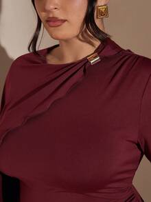 SHEIN BAE Plus Size Women's Elegant, Burgundy Autumn Formal Party Dress,Cape Sleeves Asymmetrical Pleated Hem,Side Slit Ruched Curvy Tight Solid Color Dress - Burgundy - View 6