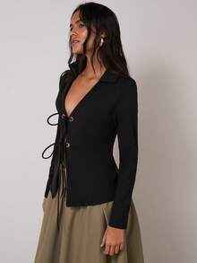 COSMINA Blus Kasual Wanita untuk Perjalanan Sehari-hari, Sederhana, Polos, Leher V, Lubang Tali, Ikat Depan, Musim Semi/Gugur - Hitam - View 5