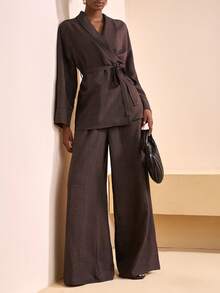 Zivah 2025 Herbst und Winter Neue Lässige Pendler Locker Braun V-Ausschnitt Wickel Langarm Bluse + Hohe Taille Weite Bein Hose Damen Zweiteiler, Geeignet für tägliche Ausflüge, Reisen, Treffen mit Freunden, Business Lässig Damen, Brunch Outfits für Damen, Pendeln, Party, Urlaub, Old Money Stil, Einkaufen, Bankett, Elegant, Party, Date, Lässig, Weihnachten, Neujahr-A