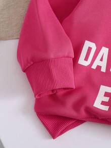 SHEIN 2pcs Baby Girl Letter Print Long Sleeve Top And Bell-Bottom Pants Set, Apricot & Brown, Cute & Comfortable Sweatshirt Outfit For Spring/Autumn - Hot Pink - View 6