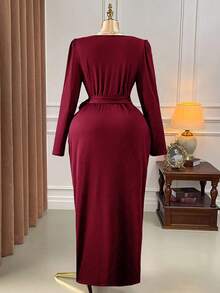 Rometta Váy dự tiệc mùa thu lấy cảm hứng từ phong cách Gothic cao cấp thanh lịch dành cho nữ cỡ lớn, váy maxi màu trơn cổ chữ V ôm sát, thắt eo - Màu Đỏ Sâu - Xem 3