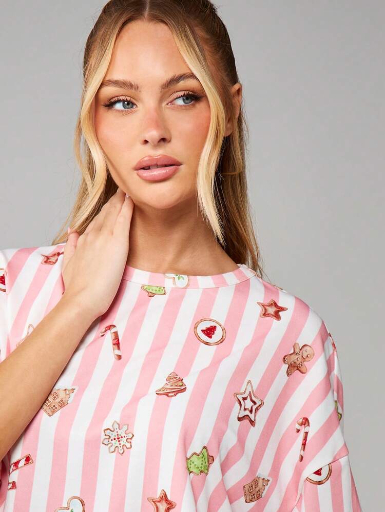 MISSGUIDED Weihnachts-Pyjama-Set mit Lebkuchen und Feiertags-Symbolen, Oversized Crop-Top und Shorts Loungewear