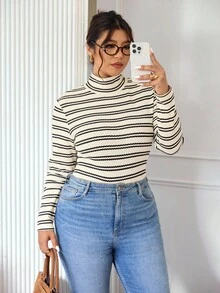 Lounesse Camiseta de punto de cuello alto ajustada de talla grande de color liso acanalado