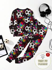 SHEIN Conjunto de 2 piezas para niños y preadolescentes, ajuste ceñido, estampado de fútbol que brilla en la oscuridad, negro, cuello redondo, otoño, lindo, casual, top y pantalones de pijama para estar en casa - Negro - Ver 2