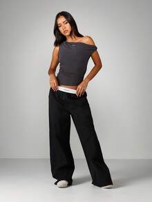 MISSGUIDED Off Shoulder Ruched Fitted Top With Draped Neckline For Casual Evening Wear - Black - View 3