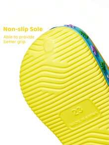BABY SHARK X SHEIN Cute Ocean Fish Cartoon Pattern Baby Toddler Yellow Hole Shoes, EVA Material Is Light And Non-Slip, Protects Small Feet, Can Be Wet, Suitable For Home Or Out Use, Unisex, Boys & Girls
