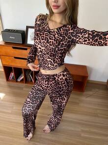 SHEIN Sexigt leopardmönster med v-ringning och långärmad topp och byxor, vinterkläder - Multifärgad - Visa 4
