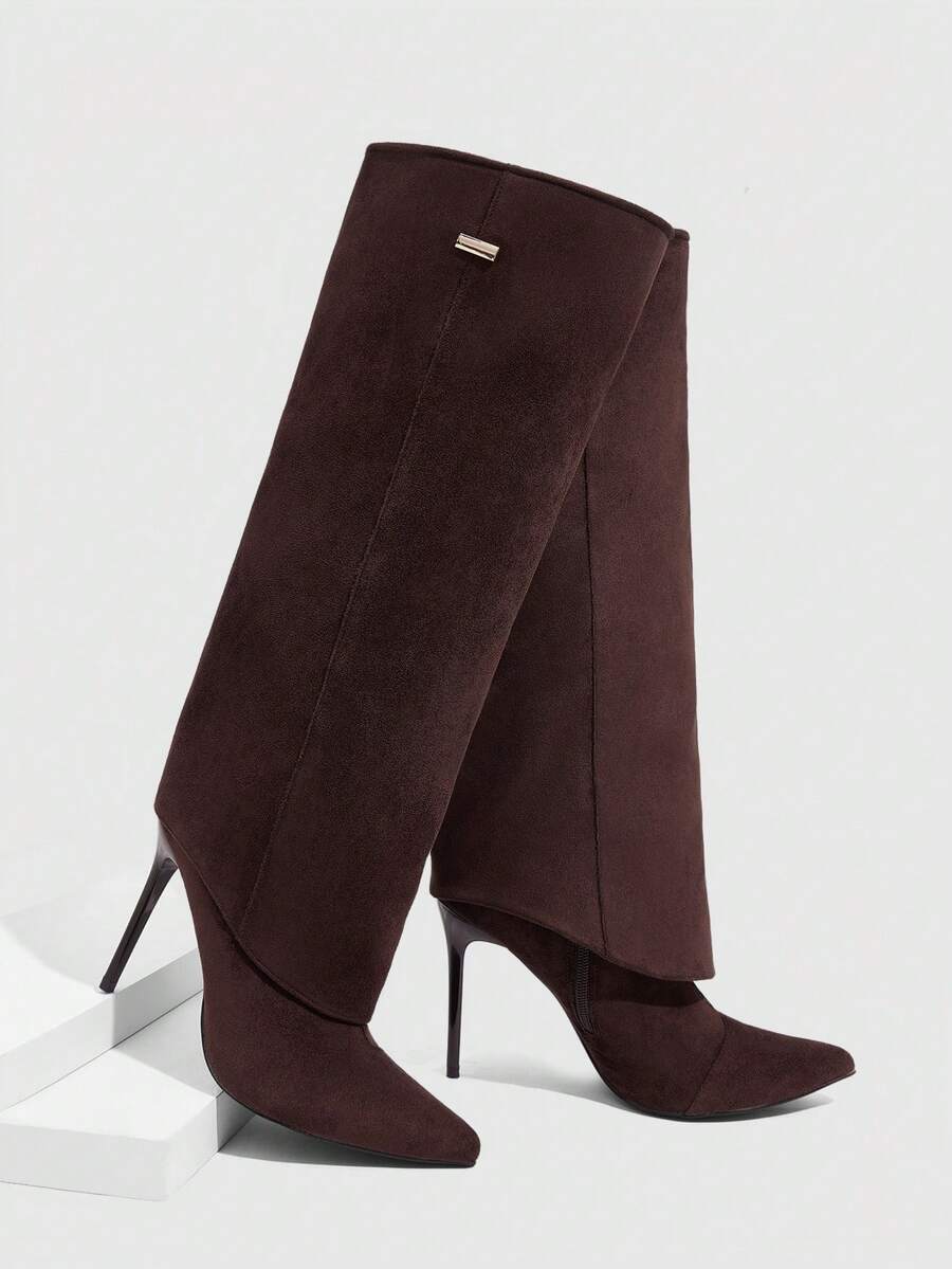 CUCCOO SZL Sepatu Bot Setinggi Lutut Stiletto Ujung Lancip Berbahan Suede dengan Dekorasi Logam untuk Wanita, Cocok untuk Natal. - Coffee Brown - View 1