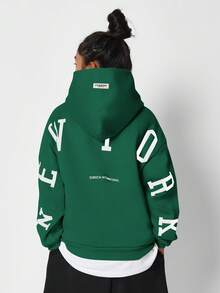 Màu xanh lá cây đậm