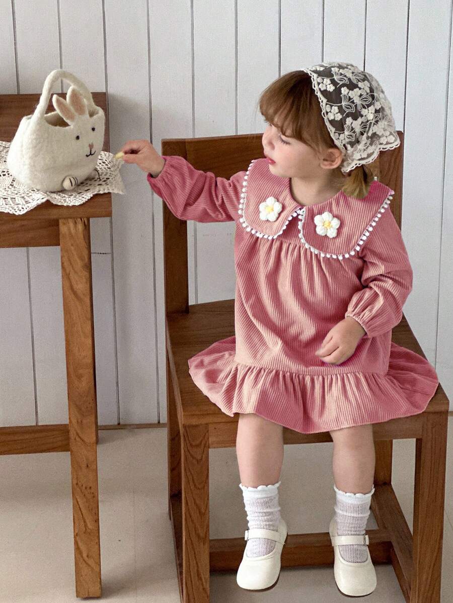 SHEIN Abito da bambina con colletto floreale, patchwork e balze sul fondo, carino ed elegante per uso quotidiano, vacanze e casual - Rosa - Visualizzare 1