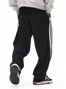 SUMWON Bequeme klassische Jogginghose mit seitlichem Streifendetail Logo-Muster, elastischer Knöchel, lässig, locker geschnitten, entspannter Winterwear Uni-Look - Schwarz - Übersicht 3