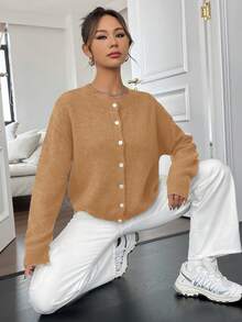 SHEIN x Carly Lawrence SHEIN Unity 女士休闲日常通勤简约纯色落肩宽松纽扣前开衫，秋冬 - 棕色 - 查看 4
