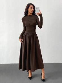 SHEIN PETITE 优雅女士吊带长款蓬蓬裙，适合日常约会、外出、夜店、派对等场合，娇小尺码，秋季款 - 棕色 - 查看 1