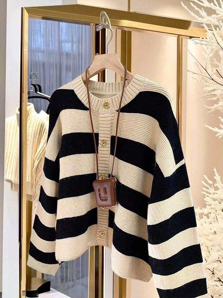 SHEIN Franclia 新款休闲宽松拼色开衫,百搭韩版时尚女士日常穿搭,秋冬 - 黑與白 - 查看 1