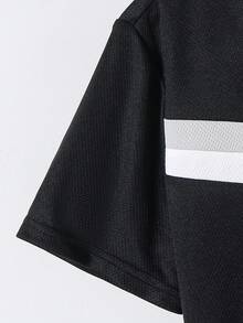 SHEIN Little Byeori 2 件套青少年男孩拼布针织柔软圆领插肩短袖套头衫和休闲裤套装，适合春夏季穿着 - 黑色 - 查看 5