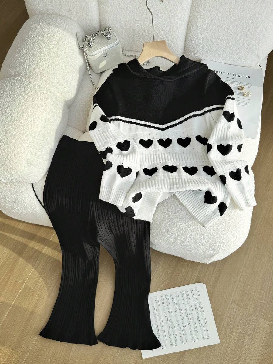 2 件套女童卫衣上衣和阔腿针织裤套装,心形提花图案,黑白基本色,连帽卫衣和针织喇叭裤,学院风,秋冬 - 黑與白 - 查看 1