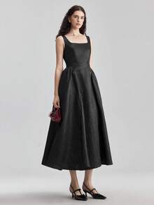 Ontre 女式黑色特殊纹理金属涂层宽肩带方形领口略露背收腰喇叭裙，优雅、精致、现代都市休闲商务办公装，低调高端氛围，高品质机场时尚，百搭，圣诞派对礼服 - 黑色 - 查看 3