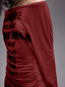 ROMWE Grunge Punk Kpop浪漫朋克风十字架字母印花露肩长袖T恤女款