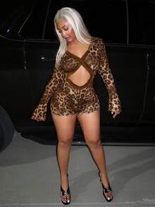 Slaydiva 2026 Spring, Summer, Autumn New V-Neck Long Sleeve Waist Cutout Splice Ruffle Collar Brown Leopard Print Bodysuit, Suitable For Halloween, Birthday Party, Daily Wear, Casual, Cruise Travel, Trending, Sexy Club, Plus Size Women