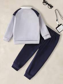 SHEIN 2pcs Young BoyCasual Patchwork Collar Fleece Sweatshirt And Contrast Color Sweatpants Set, Suitable For Kids Daily Wear, Autumn/Winter