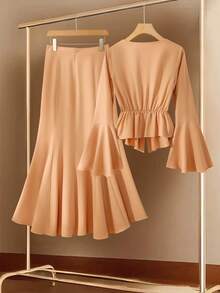 GlowEve Elegant Long Sleeve Cinched Waist Top - Bodycon Skirt Set